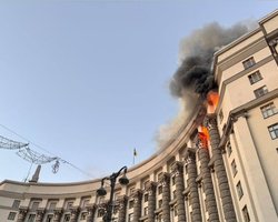 Сотні бомб на Київ та Лондон: навіщо РФ повторює тактику нацистів і чому це не спрацює, — аналітик