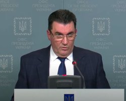 "Переселение народов": Данилов объяснил слова Зеленского о Конче-Заспе и Пуще-Водице (видео)