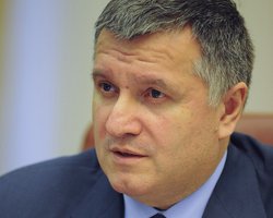Аваков заявил о задержании 6 человек во время крестного хода в Киеве