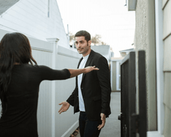 После покупки дома семью ждал сюрприз, к которому никто не был готов (видео)