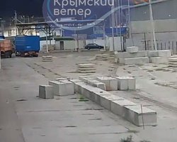 Атакували пором з пальним: до порту "Кавказ" в РФ завітали українські "Нептуни", — соцмережі (відео)