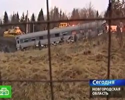 Место крушения Невского экспресса оцеплено ФСБ: опасаются нового взрыва