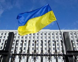 ЦИК зарегистрировал еще 11 кандидатов в проблемных округах