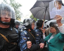 К больнице с Тимошенко прислали Беркут, - Аваков