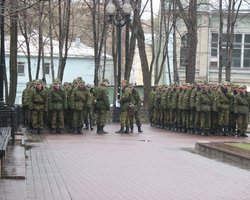 В Москву стягивают солдат, - СМИ