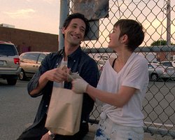 Кинопремьеры недели: Новая драма Тони Кэйя, триллер Бекмамбетова и две комедии