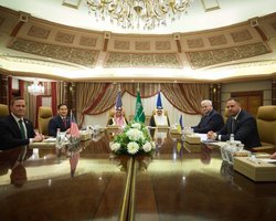 "Классический русский бред": у Зеленского назвали дату старта 30-дневного перемирия с РФ