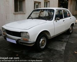 Старый автомобиль Ахмадинеджада продали за 2,5 миллиона долларов