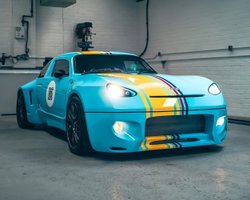 Відомий британський виробник спорткарів повертається на ринок і готує нову модель (фото)