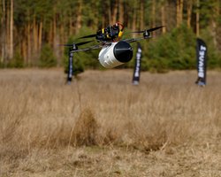 Після дронової атаки на завод оптоволоконних систем в РФ виникло питання зупинки його роботи, — ЦПД