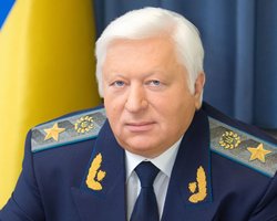 Пшонка с сыном обжаловали в суде санкции ЕС 