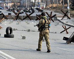 "Все 21-летние украинцы должны пойти в ВСУ", — офицер о необходимости уменьшения призывного возраста (видео)