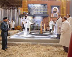 История с бородой. В прокат выходит новая комедия Саши Барона Коэна