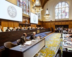 Дело Украины против России в Гааге содержит 300 томов с грифом "секретно" и "чрезвычайно секретно"