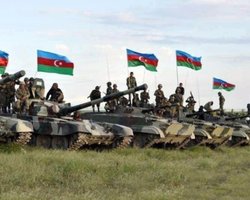 Военное положение и комендантский час: в Баку готовятся решить "историческую задачу" Карабаха