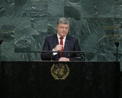 Порошенко призвал ООН ввести на Донбасс миротворческую миссию с широкими полномочиями