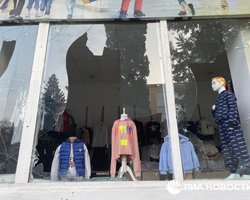 Журналисты обратили внимание, что в разбомбленом Степанакерте нет мародерства