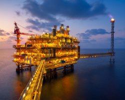 Мировые расходы потребителей на нефть сократятся на $1 трлн в 2020 году, – МЭА