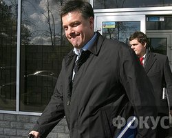 Тягнибок подал документы в ЦИК