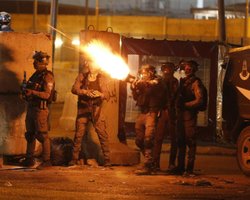 Израильско-палестинский конфликт: ЕС призывает остановить рост насилия