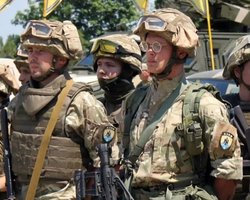 Бойовики "ЛНР" вирішили "завести справу" на Протасевича (відео)