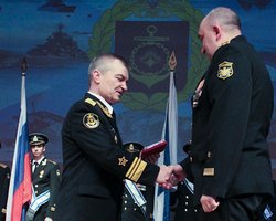 В РФ используют архивные кадры, чтобы опровергнуть гибель адмирала ЧФ Соколова, — СМИ (фото)