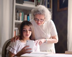 Арешт нерухомості, рахунків і цифровий контроль: як в Україні боротимуться з боржниками