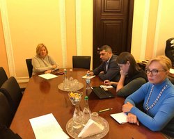 Геращенко: Ранены четыре украинских моряка, один из них - в тяжелом состоянии