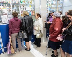 Киевляне скупают памперсы, детскую присыпку и антибиотики