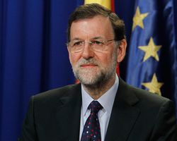 Испанский премьер призывает каталонцев отказаться от "эскалации радикализма"