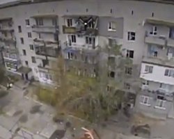 Бійці ЗСУ зруйнували "гніздо" операторів дронів ЗС РФ у 5-поверхівці на Херсонщині (відео)