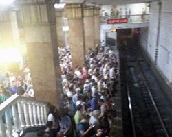 Движение в московском метро опять восстановили