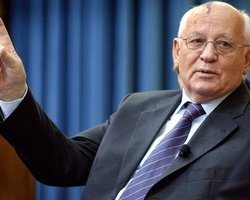 Горбачев обвинил Путина в обмане ради удержания власти