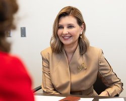 Олена Зеленська в Канаді: три елегантні образи першої леді України (фото)