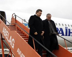 Поездка Януковича в Волынскую область перенесена из-за плохой погоды