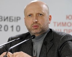 Турчинов: на допросах мне не дают руководить избирательным штабом