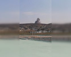 Столбы дыма после Storm Shadow: в каких точка Крыма раздавались взрывы (видео)