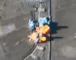 Израиль уничтожил ракетный арсенал Сирии и взорвал эскадрильи Су-22 и Су-24 (видео)