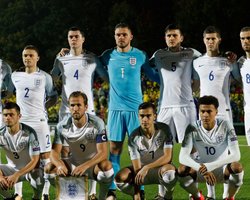 Сборная Англии по футболу едет в Россию со своими продуктами