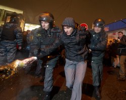 Московские власти начали ремонтные работы на площади, где соберутся протестующие