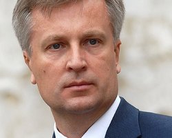 Наливайченко начал собирать подписи против Налогового кодекса