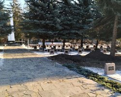 Геннадия Кернеса похоронят напротив Евгения Кушнарева (фото)