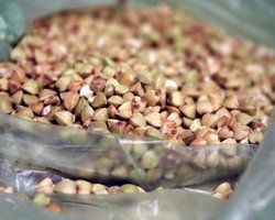 Эксперт: закупать китайскую гречку не было смысла