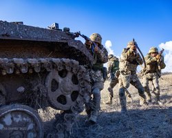 Силы обороны закрепились на левом берегу. Где происходят бои и почему рано говорить о прорыве