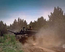 "Понемногу продвигаемся": ВСУ не дают оккупантам использовать бронетехнику под Бахмутом (видео)