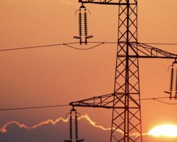 Складна ситуація: українців попередили про нові аварійні відключення світла