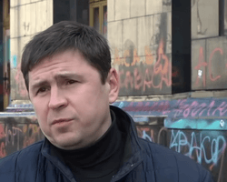 "До підготовки акцій протесту під ОП причетні партії, пов'язані з Порошенком", — Подоляк (відео)