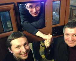 Луценко в суде рассказал анекдот о сыне прокурора