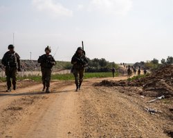 Віра в перемогу і нарікання на техніку: що показало опитування ізраїльських резервістів, які воюють із ХАМАС