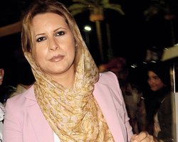 Дочь и жена Каддафи находятся в Тунисе